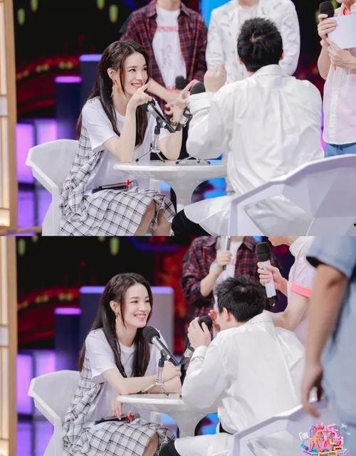 吃瓜群众格子裙,揭秘娱乐圈幕后故事