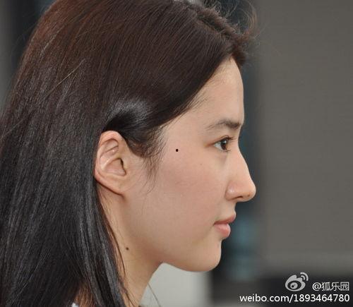 明星鼻子女,女生鼻子的时尚美学