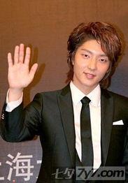 外国明星都有狐臭吗,外国明星的狐臭之谜