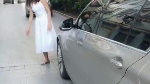 网红车轱辘姐姐,网红车界新宠，带你领略汽车魅力